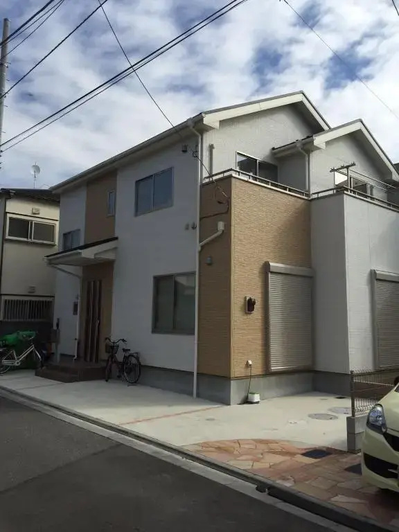 Hinode House