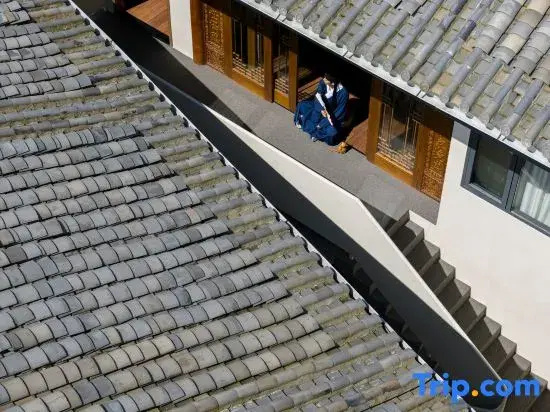 Tengchong Dongpo Song's Aesthetic Hot Spring Hotel (Heshun Ancient Town Branch)