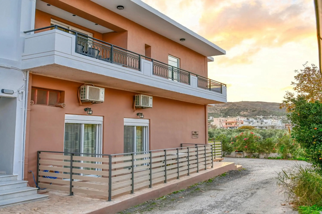 Stelios & Stavros Apartment