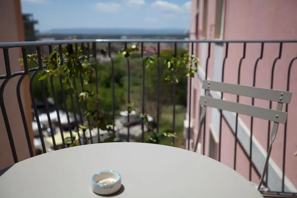 Deluxe Double room with balcony (full double bed)