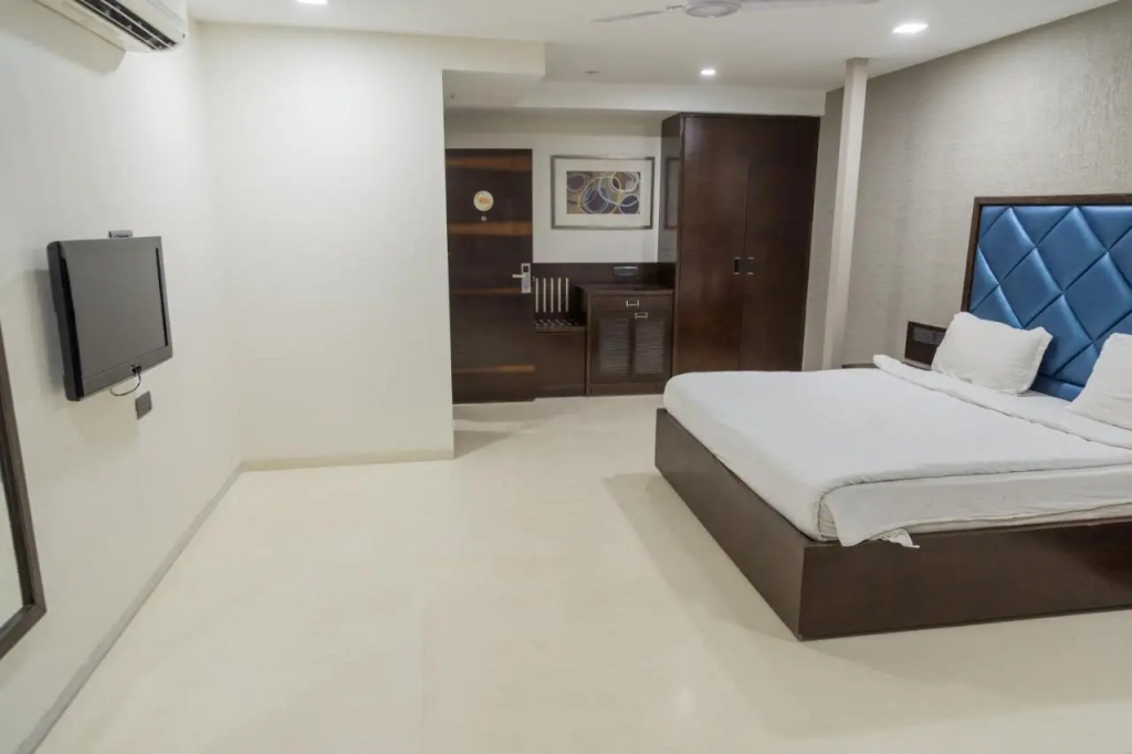 Hotel photo 30