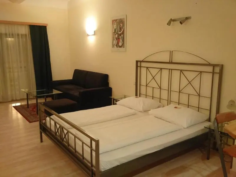 Hotel Pension Excellence - Chambres