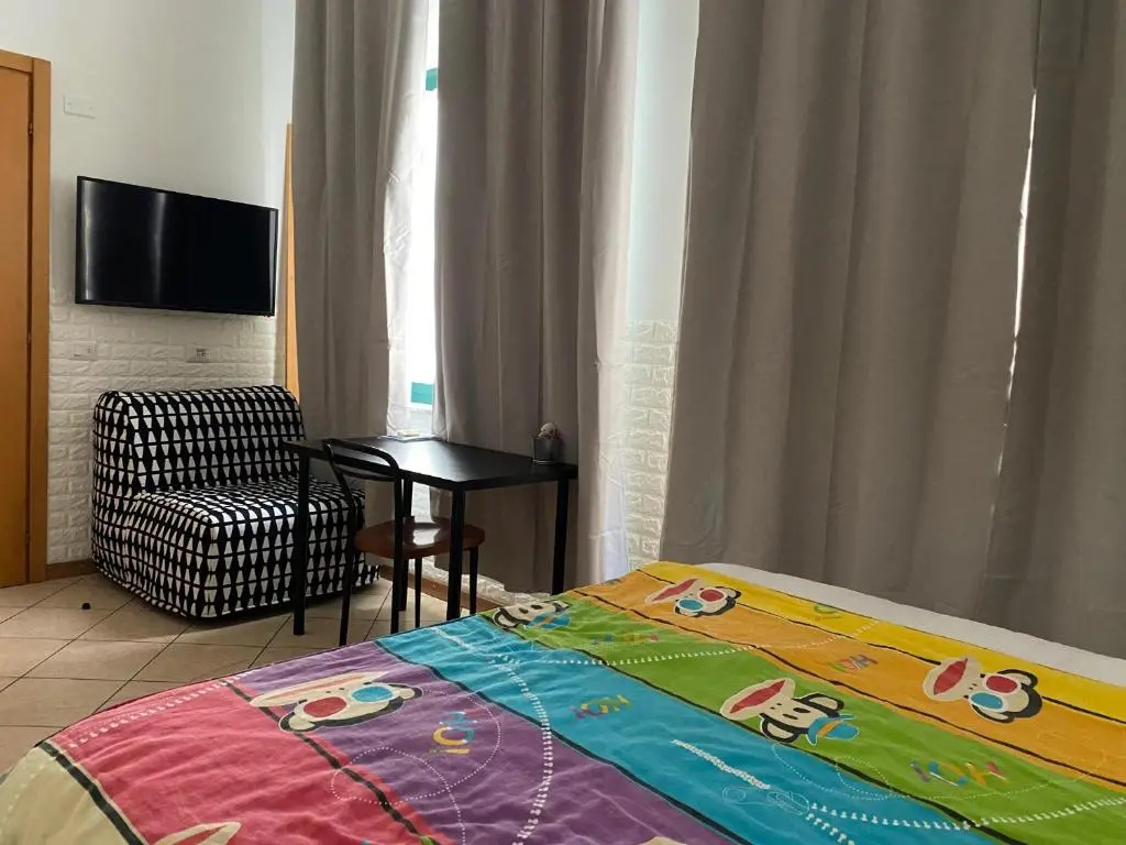 Economy Double room (full double bed)