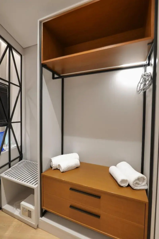 Double room with balcony (full double bed)