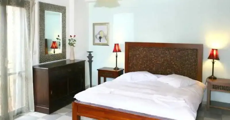 Vranas Ambiance Hotel 2 * Vranas Ambiance Hotel 2 *