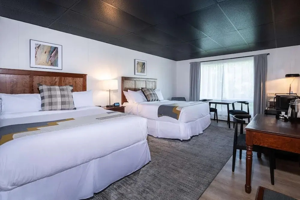 Deluxe Quadruple room