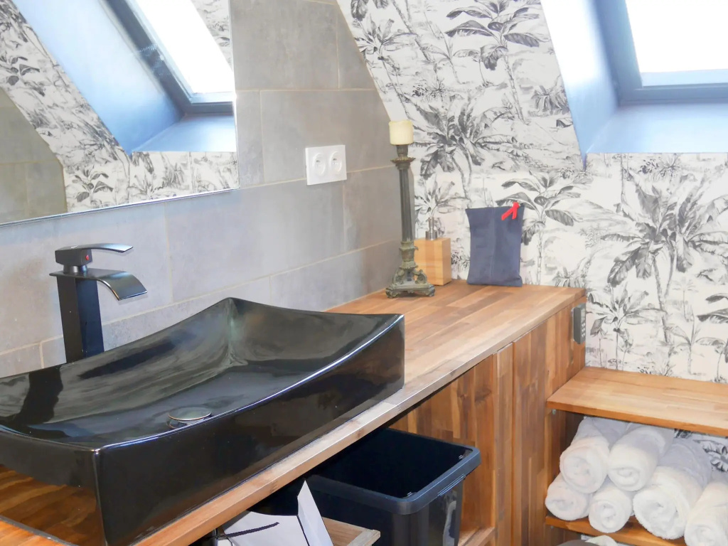 Voir la photo 3 — Holiday Home With Jacuzzi, Guisseny