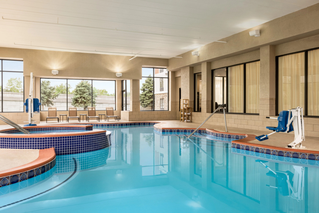 Holiday Inn Express and Suites Indianapolis W- Airport Area by IHG - Général