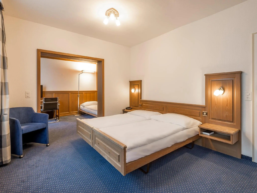 Triple room