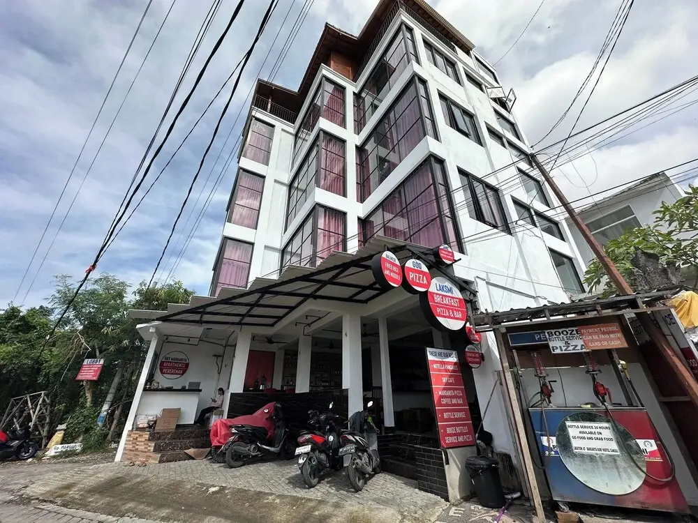Sky Apartments And Suites