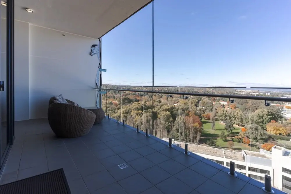 1-bed With Amazing Views, Pool, Gym, BBQ & Parking