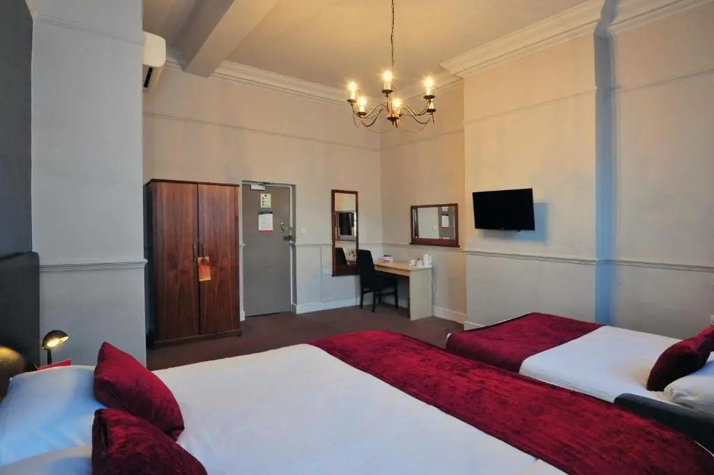 The White Hart Hotel by Greene King Inns - Chambres
