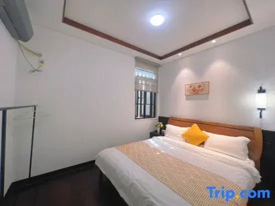 2 Bedrooms Villa with mountain view