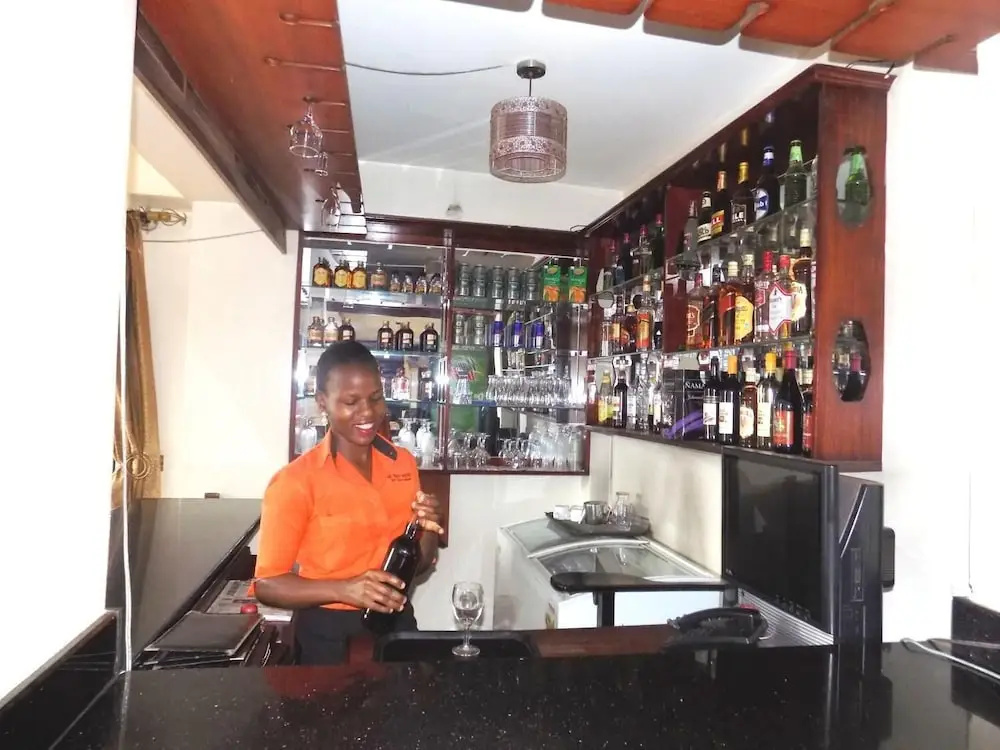 KK Trust Hotel - Général