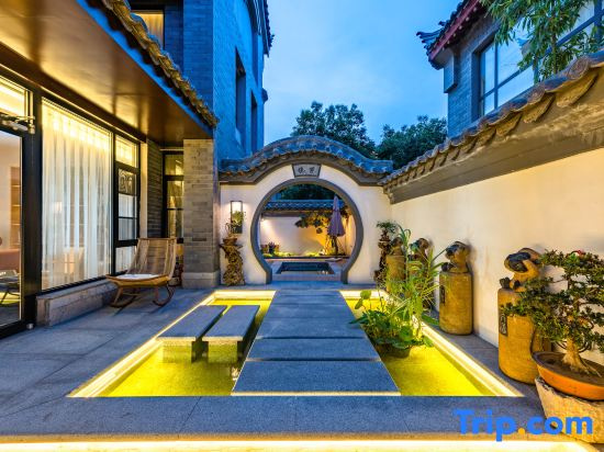 Floral Hotel·Fanshu Smart Hotel(Heluo Ancient City Yangwan Subway Station)
