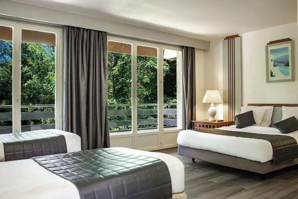 Standard Quadruple room with balcony
