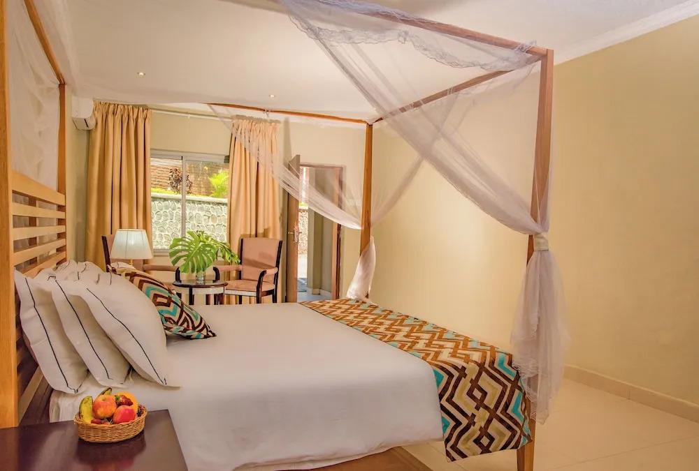 Lotus by Serendib — фото 6