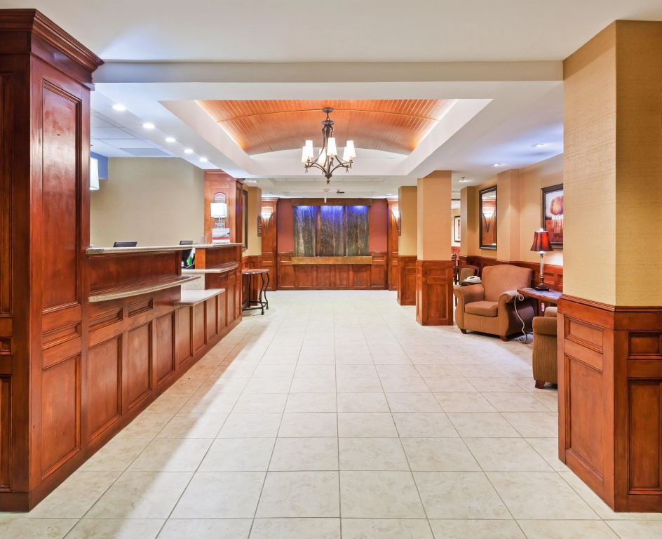 Lobby & Reception