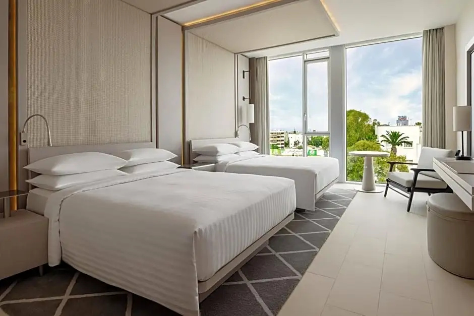 Standard room with city view