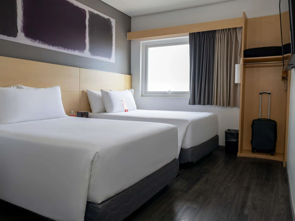 ibis Hermosillo — 4