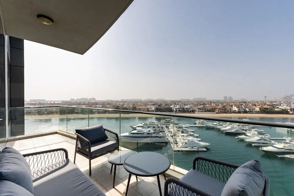 Refined 3BR Apt w Beach Access at The Palm