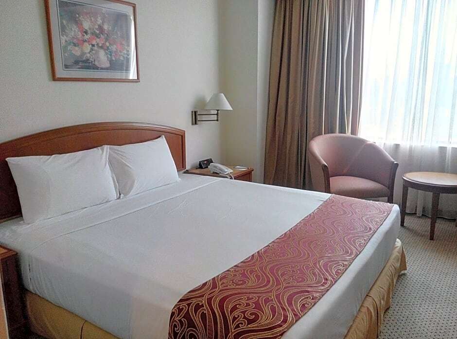 Mandarin Court Hotel