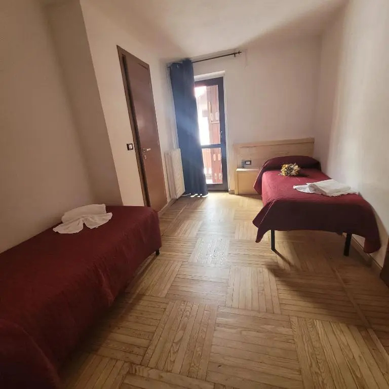 Standard Double room (twin beds)