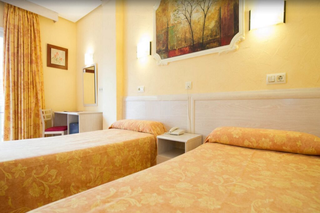 Hotel Servigroup Orange by null