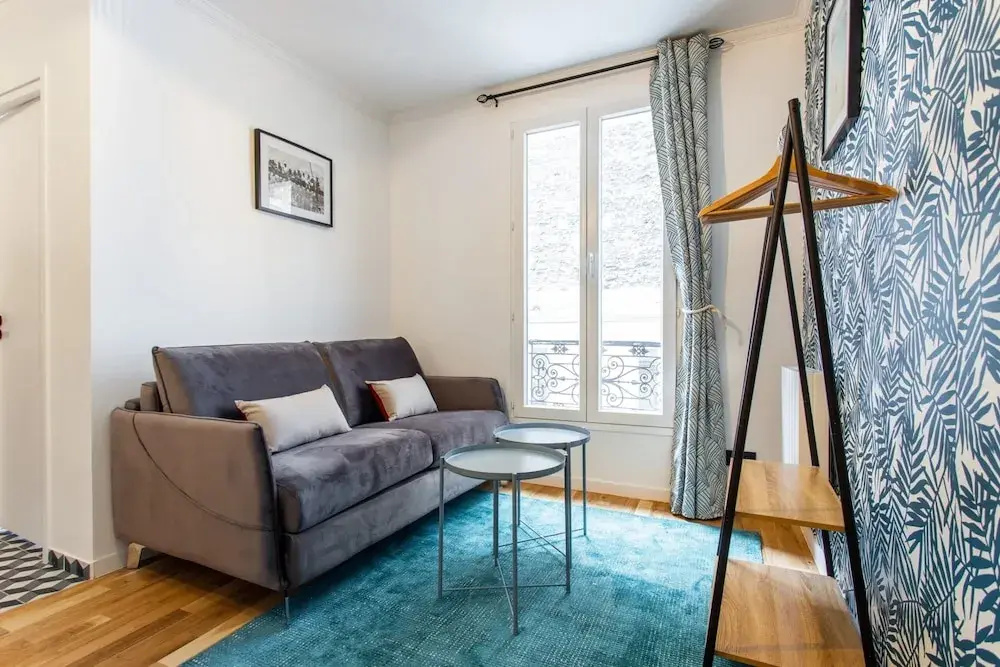 Cosy Studio Near Bastille Place — фото