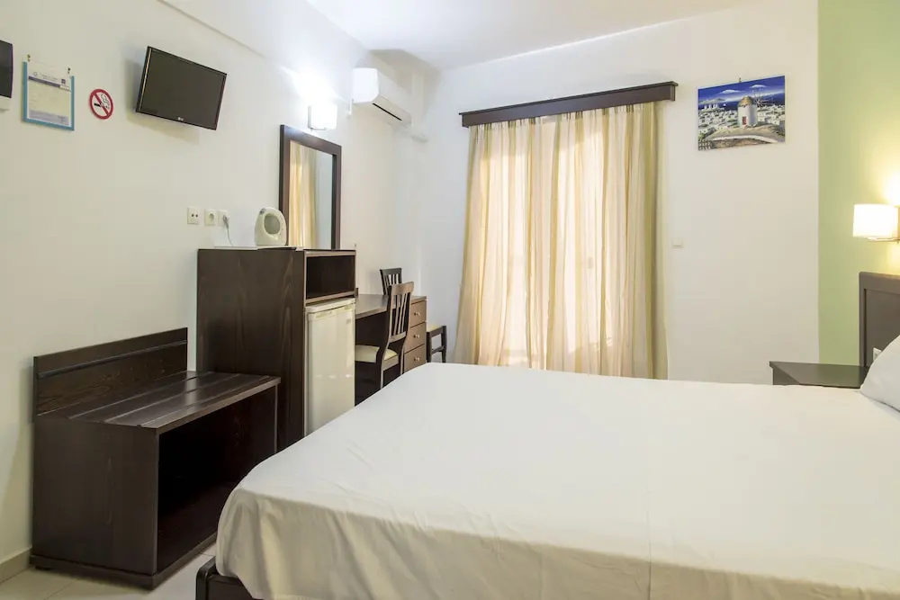 Standard Double room with balcony (full double bed)