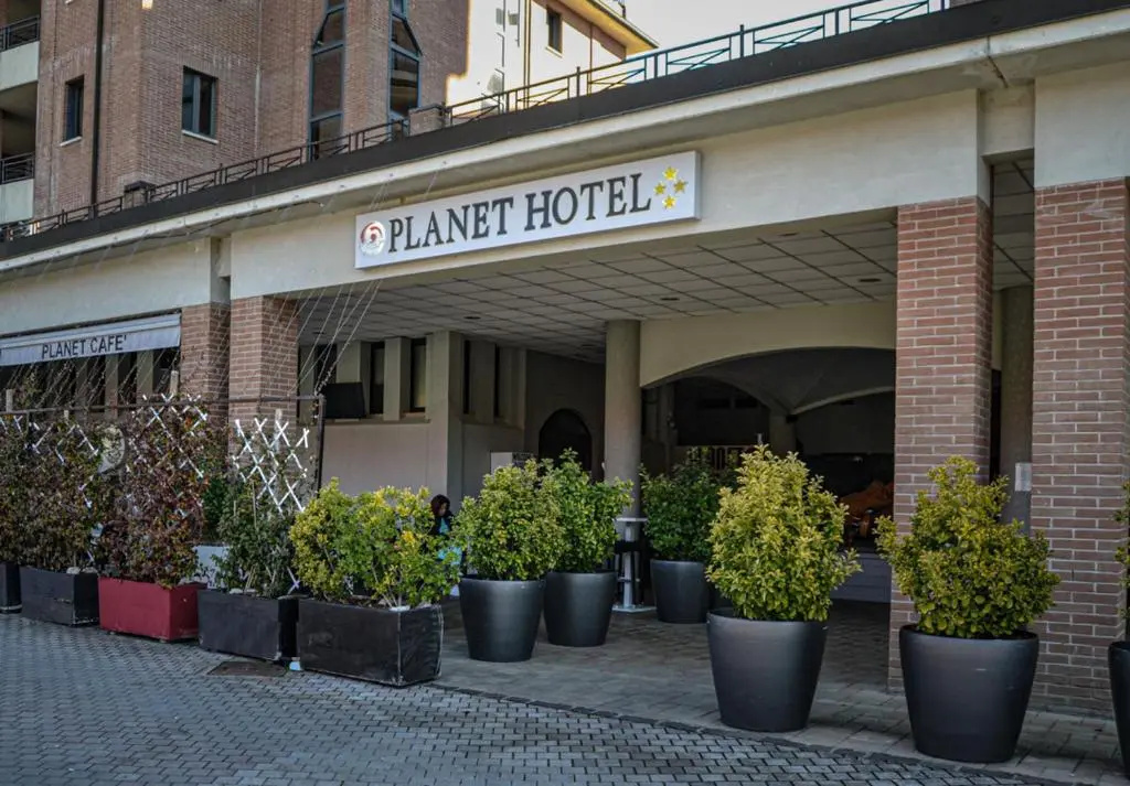 Planet Hotel - Chambres