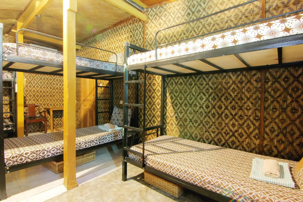 Bed in Dorm (male dorm)