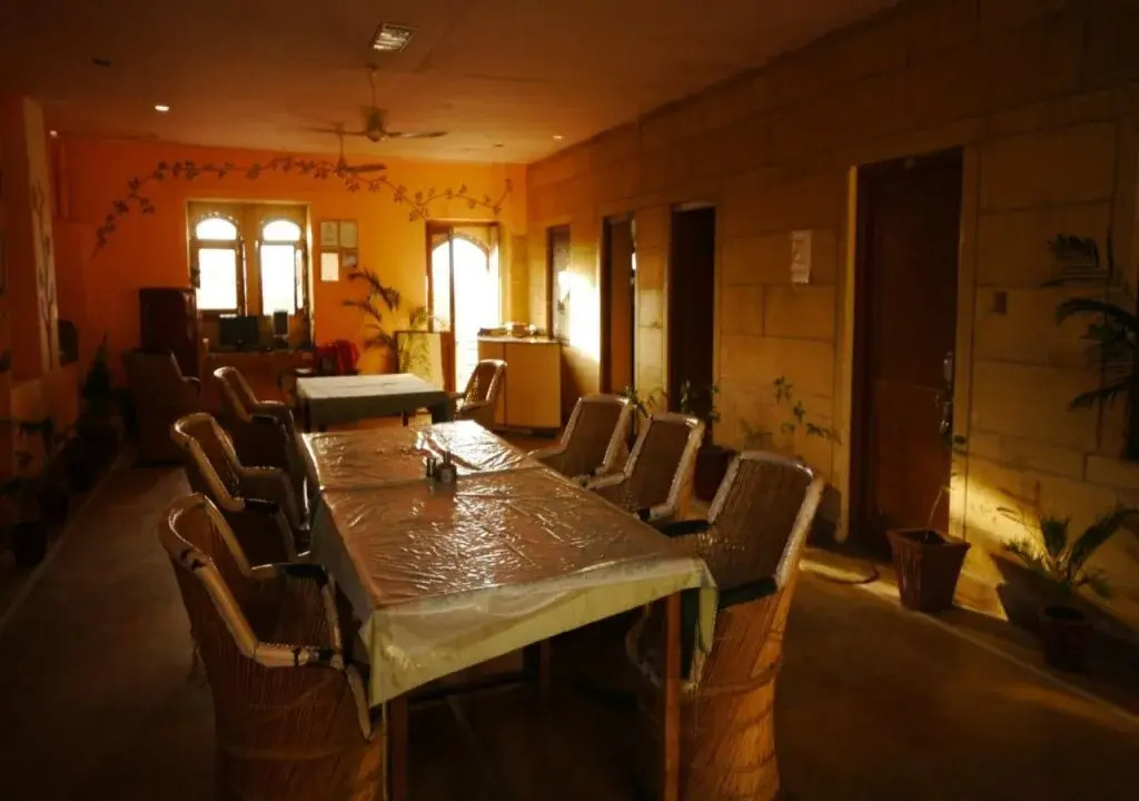 Hotel Roop Mahal by null