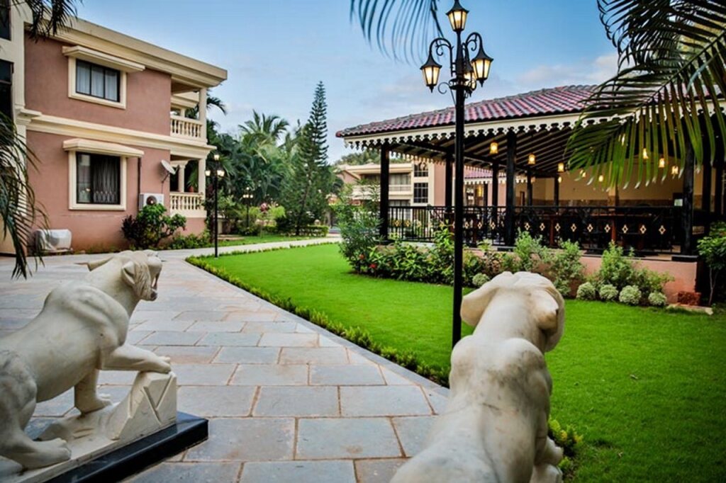 De Mandarin Beach Resort Suites & Villas
