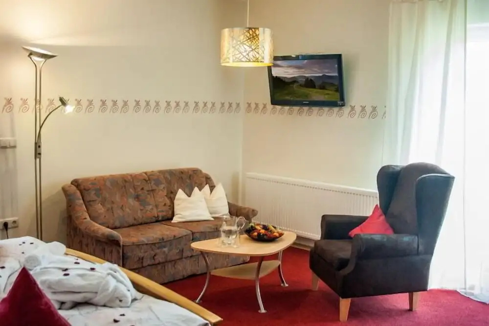 Landhotel Neuhof - Chambres