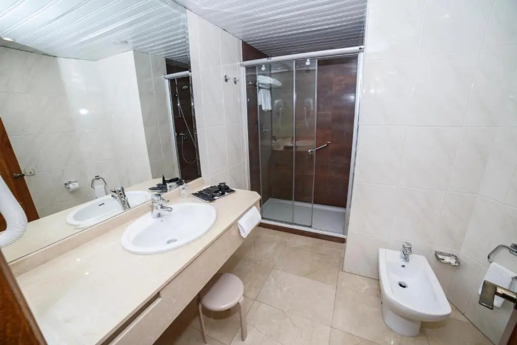 Hotel Hoyuela - Chambres