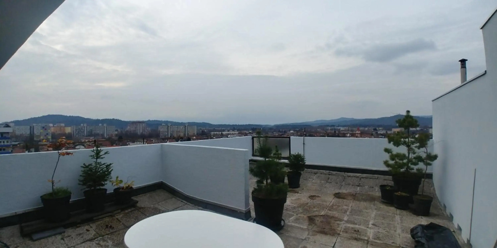 Bright Penthaus Apartement, with a wonderful view