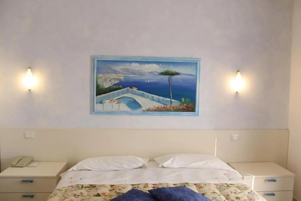 Standard Double room with balcony (full double bed)