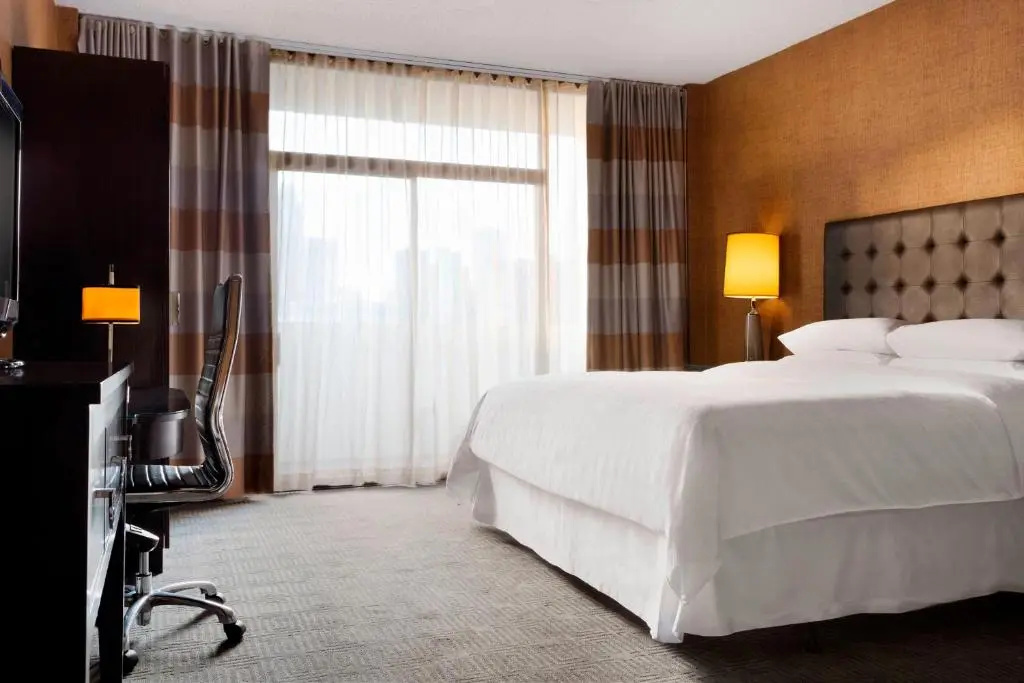 Sheraton Charlotte Hotel - Chambres
