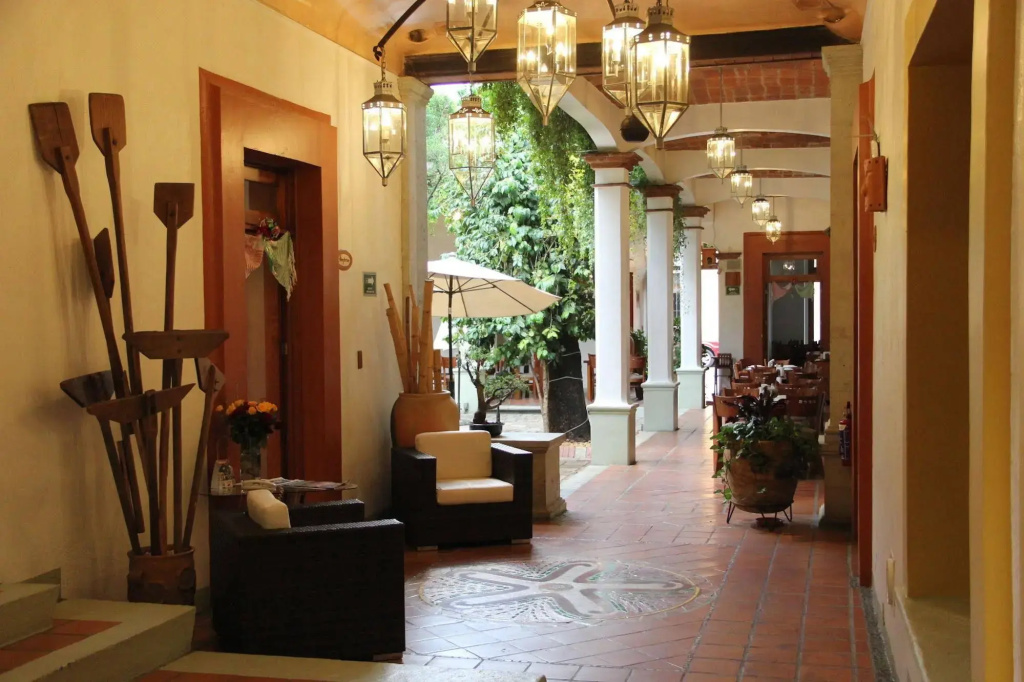 Hotel photo 2