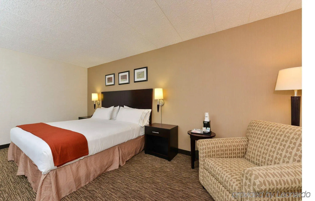 Holiday Inn Express Seaford-Route 13 - Général