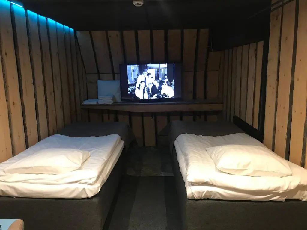 Standard Triple room