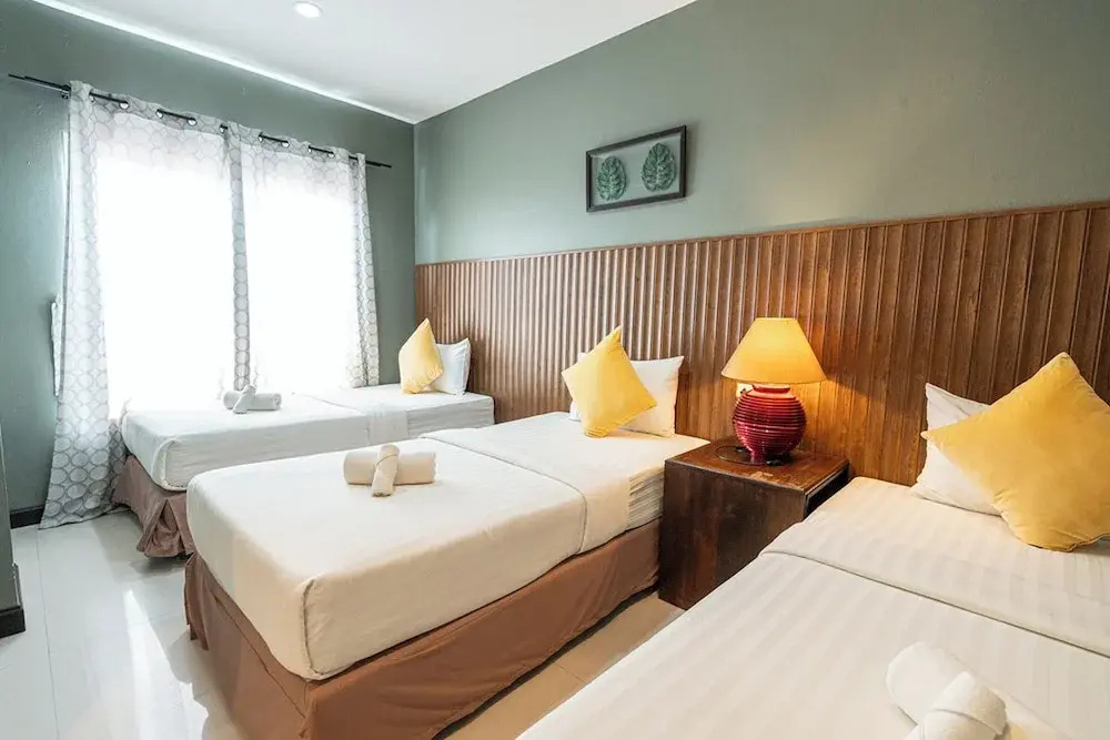 Suite with balcony