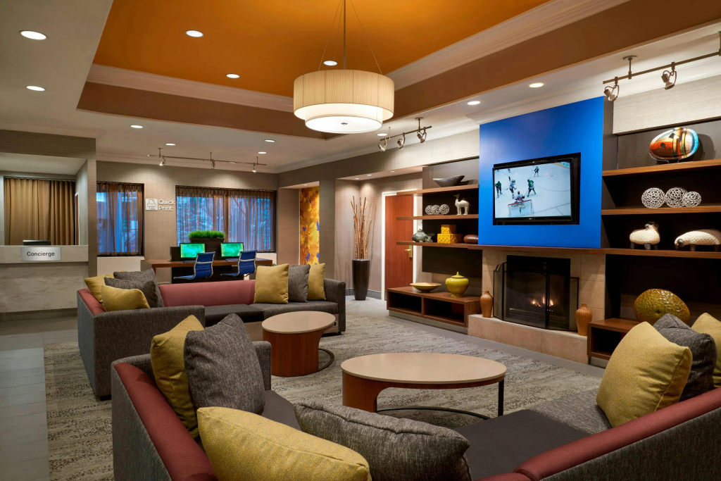 Courtyard by Marriott Downtown Toronto