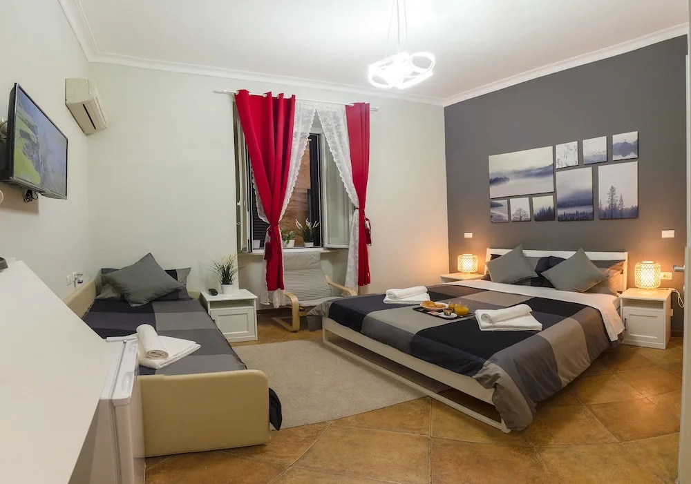 1 Bedroom Standard Triple room with city view
