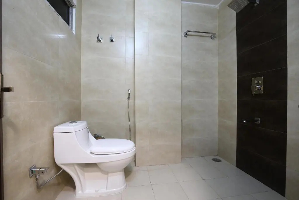 Deluxe Double room (full double bed)