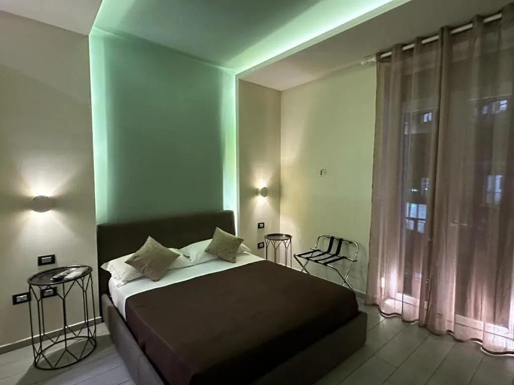 Standard Double room with balcony (full double bed)