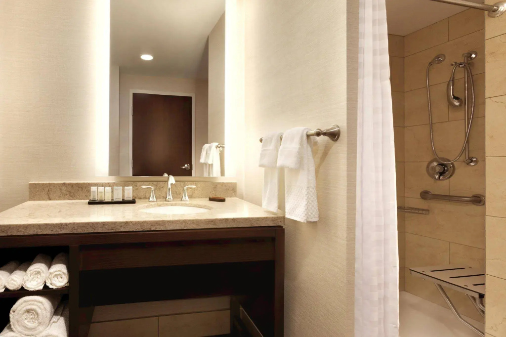 Embassy Suites by Hilton Akron Canton Airport - Général