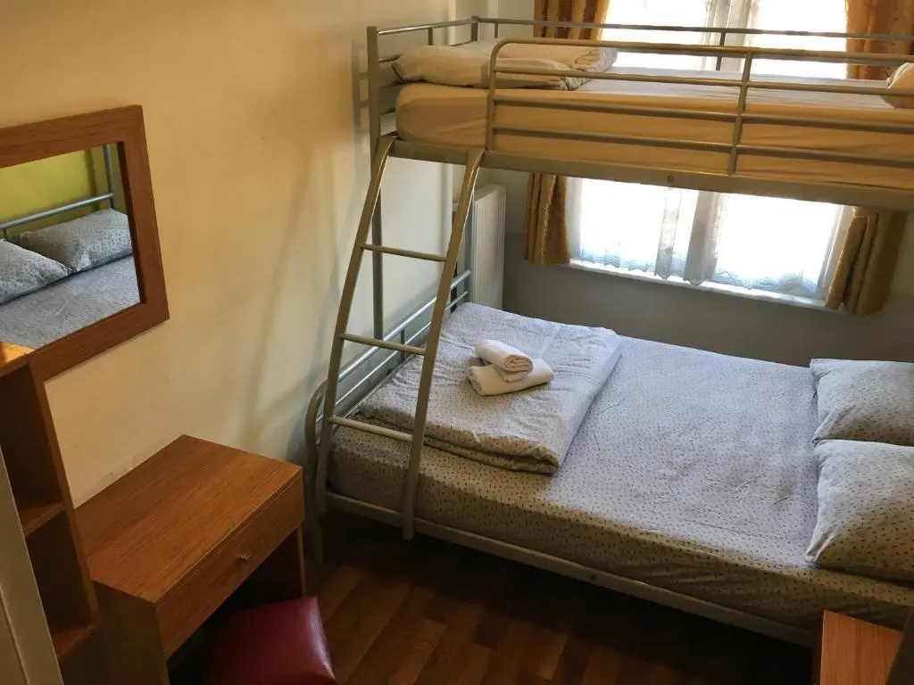 Standard Double room (2 twin beds)