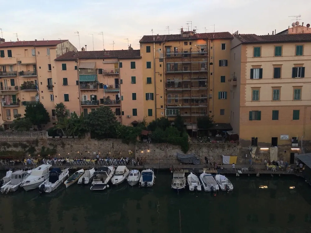 L'Ora delle Streghe Charme and Design b&b